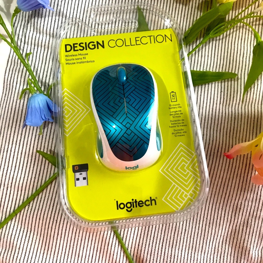 New Logitech Mouse. Teal color.